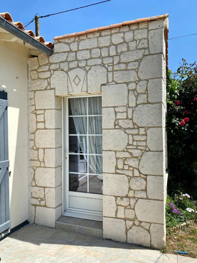 Chambre d'hôtes La Belgerie Saint-Michel-en-l'Herm Exterior foto